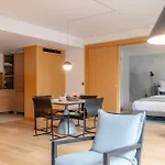 Hotel De Pourtales